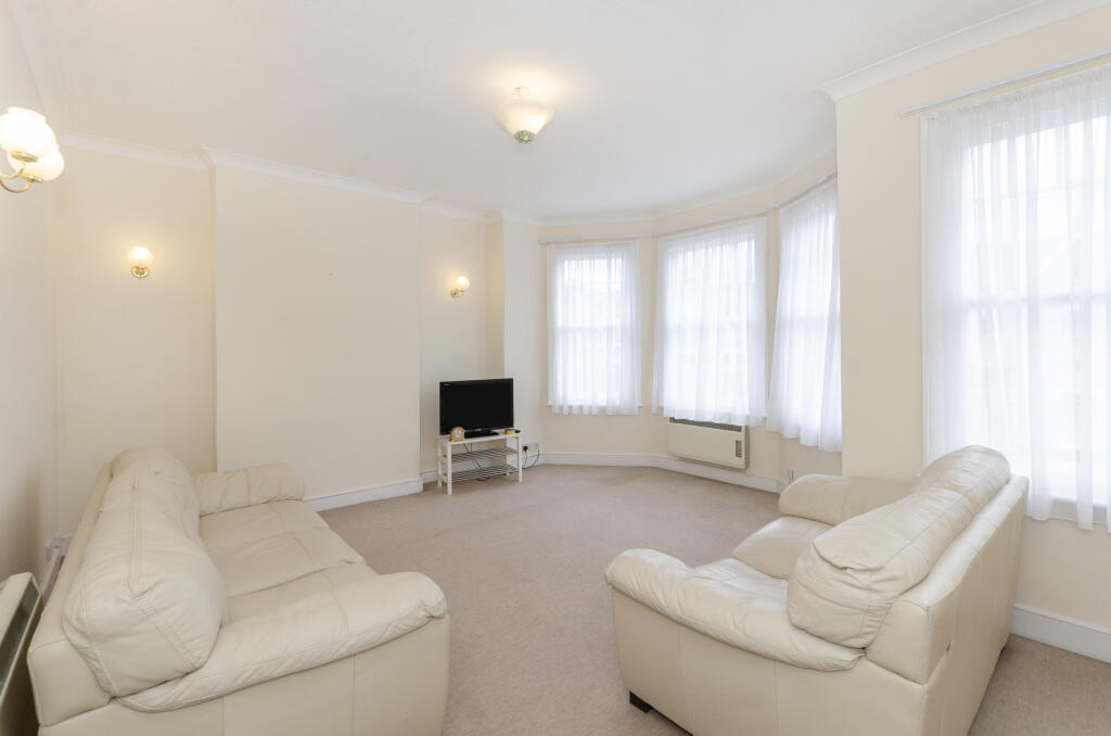 Living room before redesign